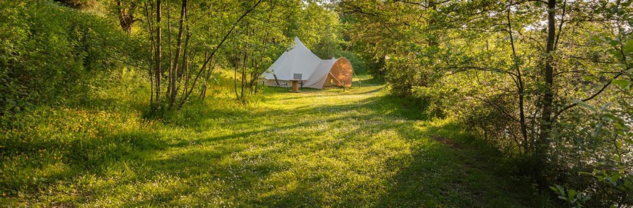 Готель Lloyds Meadow Glamping Честер Екстер'єр фото